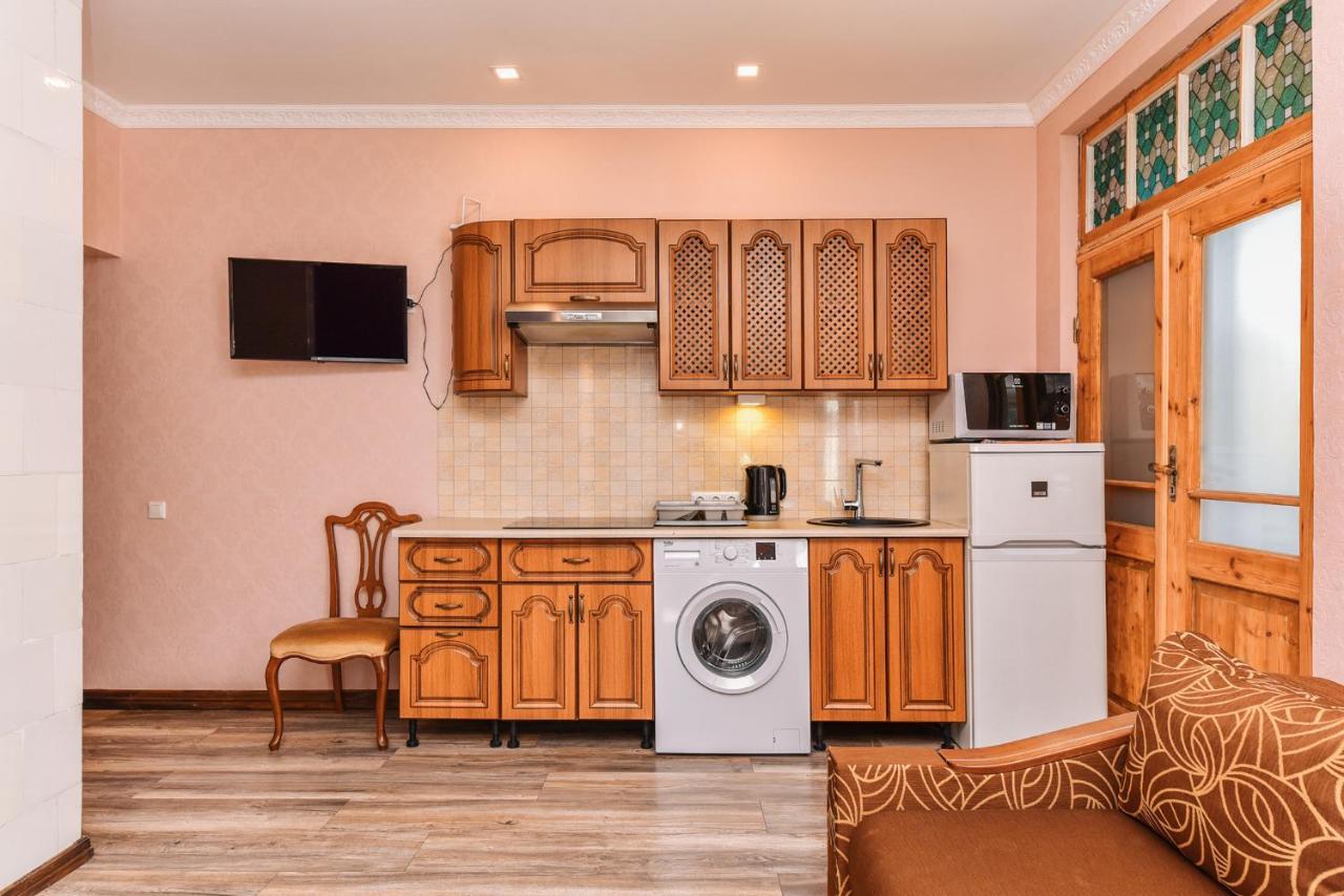 Villa Victoria Ventspils Bagian luar foto