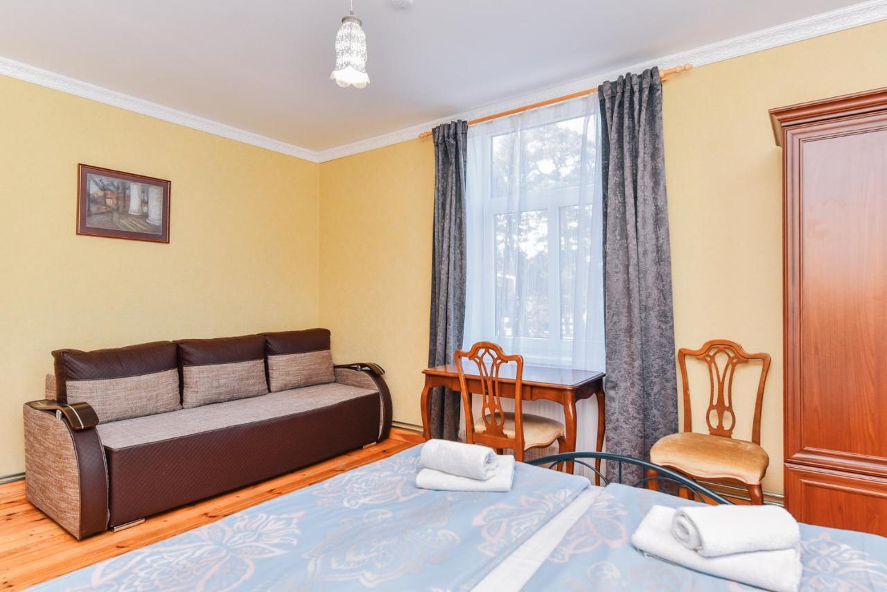 Villa Victoria Ventspils Bagian luar foto
