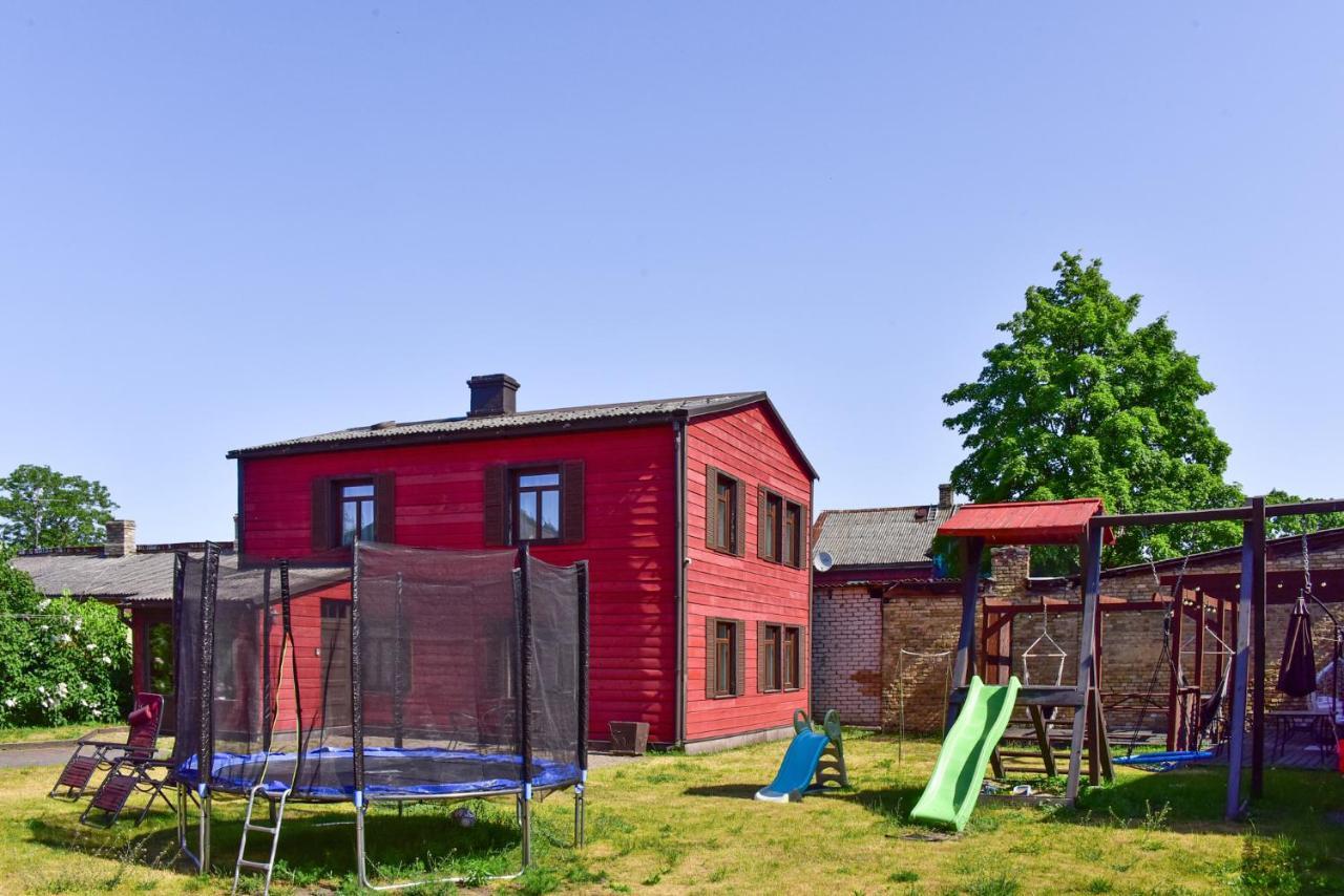 Villa Victoria Ventspils Bagian luar foto