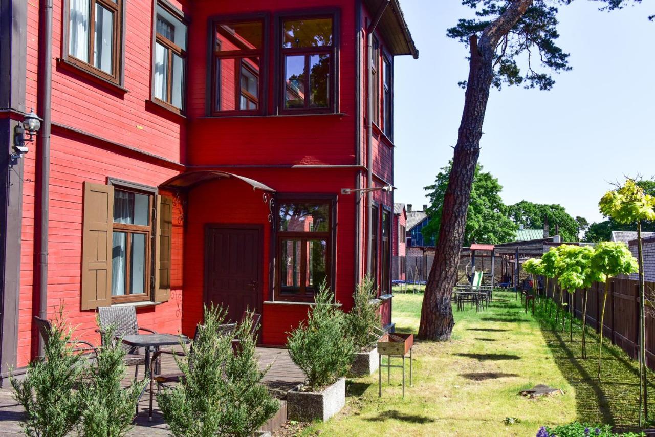 Villa Victoria Ventspils Bagian luar foto