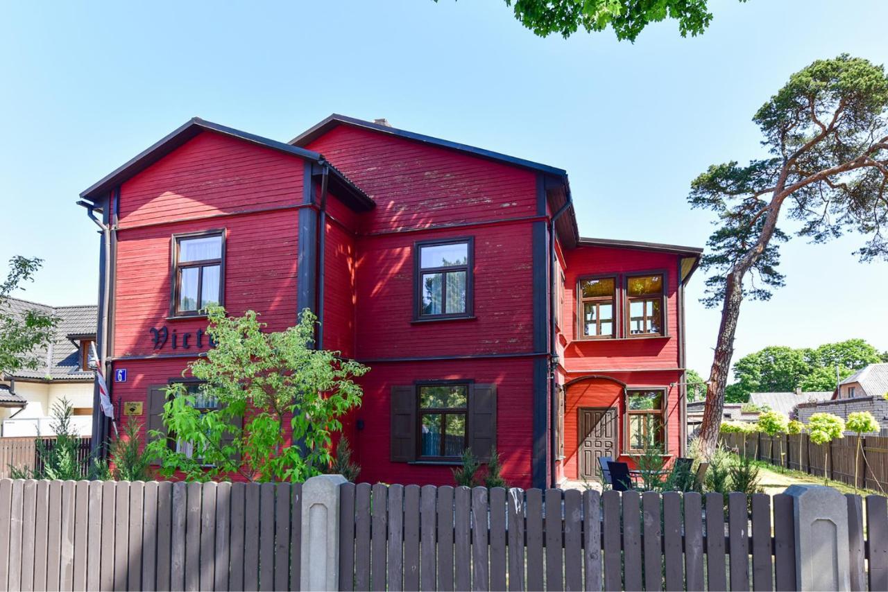 Villa Victoria Ventspils Bagian luar foto
