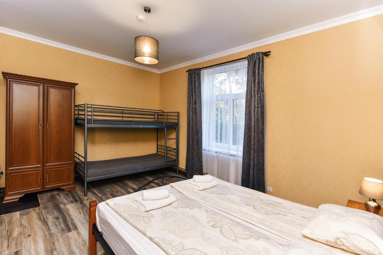 Villa Victoria Ventspils Bagian luar foto