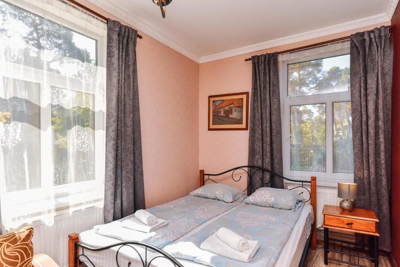 Villa Victoria Ventspils Bagian luar foto