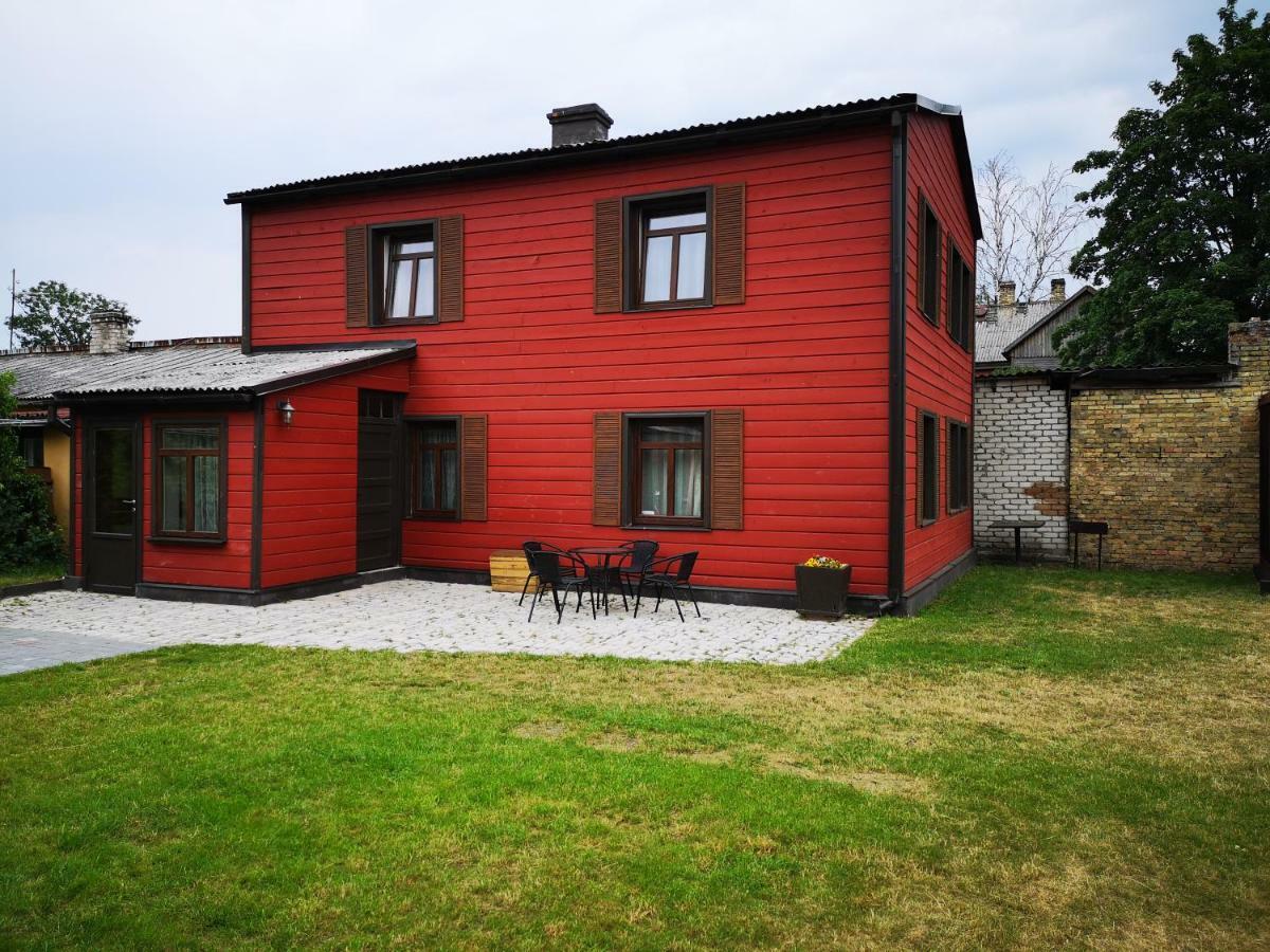 Villa Victoria Ventspils Bagian luar foto