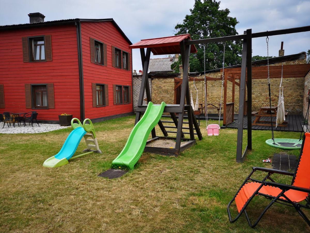 Villa Victoria Ventspils Bagian luar foto