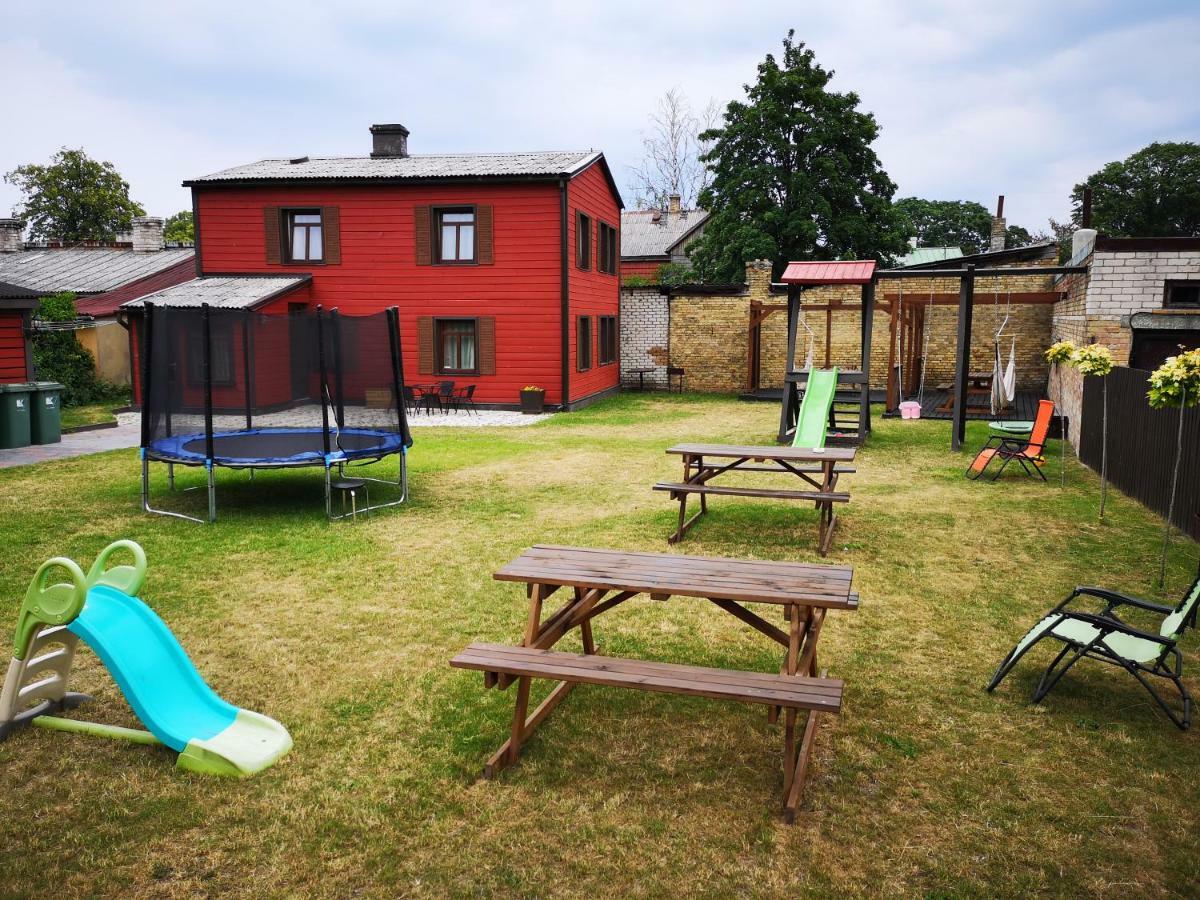 Villa Victoria Ventspils Bagian luar foto